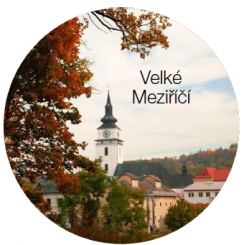 Zrcátko věž kostela sv. Mikuláše